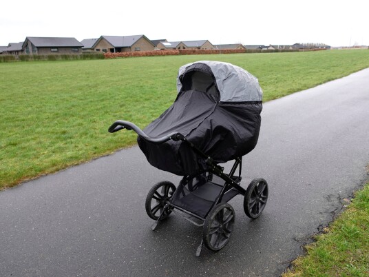 BabyDan Super Safe Rain Cover – Barnevogn Black 100 Cm. BabyDan Super Safe Rain Cover – Barnevogn Black 100 Cm.
