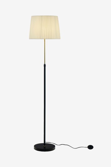 Aneta Lighting Gulvlampe Ezai Svart Aneta Lighting Gulvlampe Ezai Svart