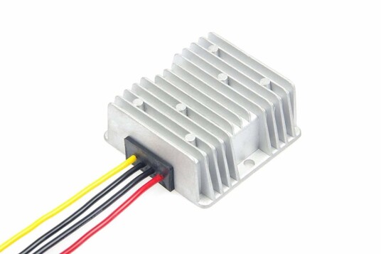 6V til 12V omformer 10A 120W adapteren til Car Boat Mobben 6V til 12V omformer 10A 120W adapteren til Car Boat Mobben