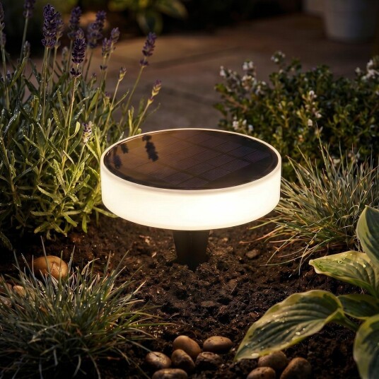 Ledlife Solcelle bedlampe IP65 skumringssensor spyd/veggmontering Farge på huset : Svart Kulør : Varm Ledlife Solcelle bedlampe IP65 skumringssensor spyd/veggmontering Farge på huset : Svart Kulør : Varm
