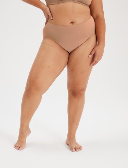 Girlfriend Collective High Rise Brief Bonded Beige XXXXL