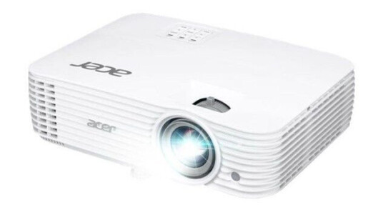 Acer P1657Ki