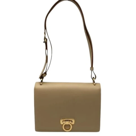Salvatore Ferragamo Dame Beige