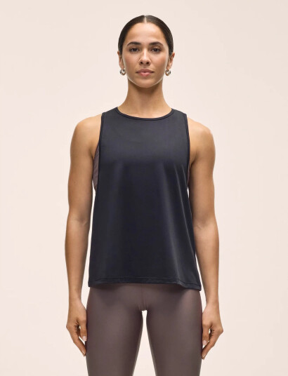 Casall Laser Mesh Flow Tank - Black - XS Casall Laser Mesh Flow Tank - Black - XS