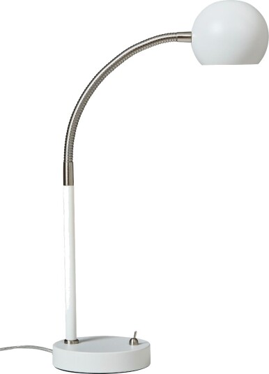 Fladen Bordlampe Med Bryter  Høyde 48 Cm  Hvit