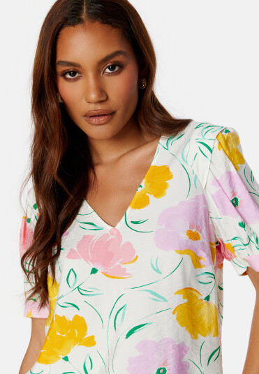 Object Collectors Item Hasini Top Cloud Dancer AOP:FLO 36