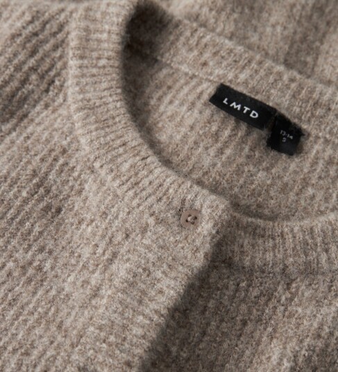 LMTD Cardigan   Strikk Short   Noos   NlfKleave   Mocha Marengs   LMTD   11 12 år (146 152)   Cardigan   Brun