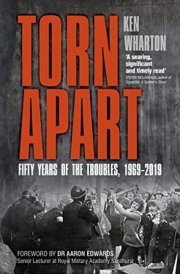 Torn Apart Av Ken Wharton