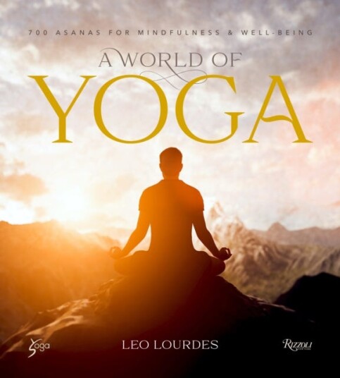 A World Of Yoga Av Leo Lourdes