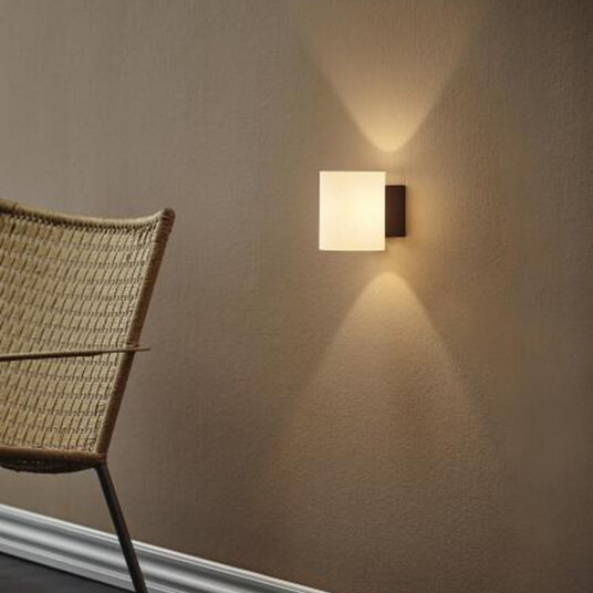 Herstal Evoke 12 cm vegglampe - Antrasittgrå/Hvit 1576768-01-0 1576768-02-0 Herstal Evoke 12 cm vegglampe - Antrasittgrå/Hvit 1576768-01-0 1576768-02-0