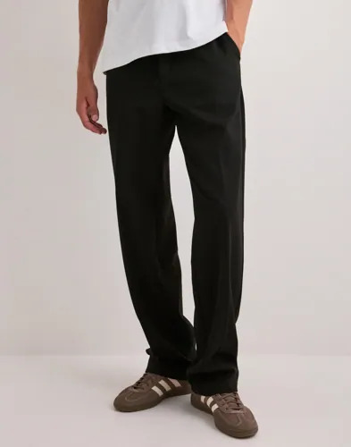 Les Deux Como Solid Slack Pants Slacks Svart