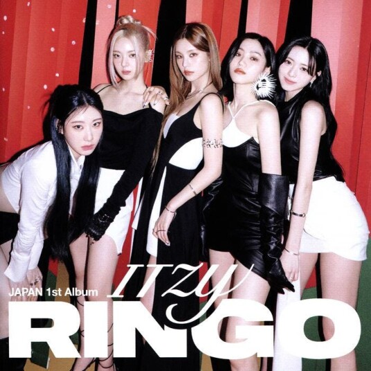 ITZY  Ringo  Version B  CD