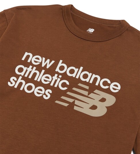 New Balance T skjorte Frokostte New Balance 15 16 år (170 176) T skjorte Brun