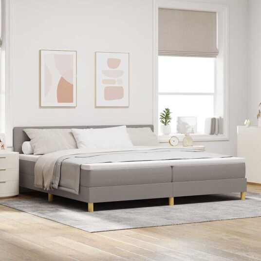 Box Spring Seng med Madrass Taupe 200x200 cm Stoff Box Spring Seng med Madrass Taupe 200x200 cm Stoff