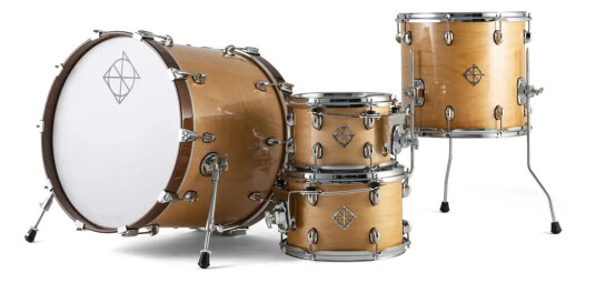Dixon Cornerstone Hybrid 20" Shell Set 4-piece Natural Maple Gloss Dixon Cornerstone Hybrid 20" Shell Set 4-piece Natural Maple Gloss