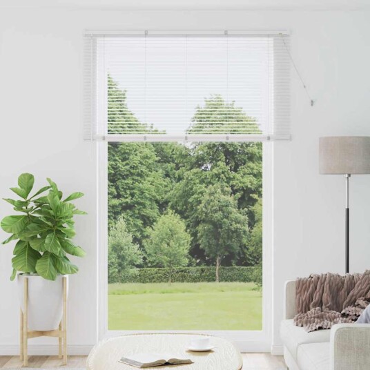 Vindu Persienne med gardiner Manual Hvit Aluminium Vindu Persienne med gardiner Manual Hvit Aluminium