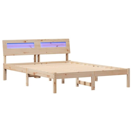 Sengestamme med LED stripelys Brun 140 x 190 cm Heltre furu Sengestamme med LED stripelys Brun 140 x 190 cm Heltre furu