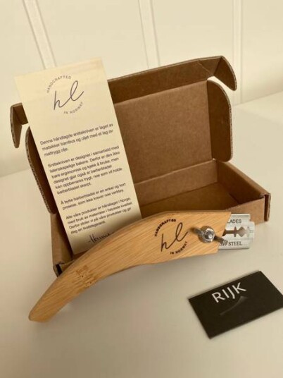 HARSTAD KNIVES Snittekniv, 2 barberblader inkludert