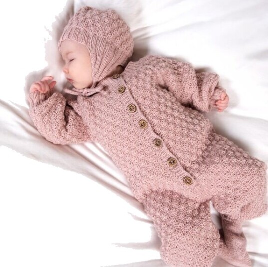 Bluum Hompetitten Strikkedress Garnpakke Pure Eco Baby Wool
