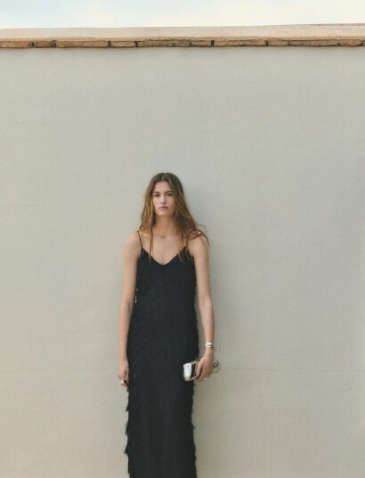 Mango Long Dress With Frayed Finishes Black XS Mango Long Dress With Frayed Finishes Black XS
