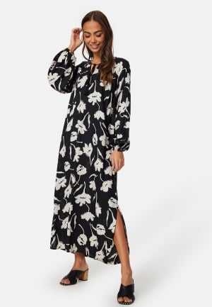Happy Holly V-neck Raglan Viscose Dress Black/Patterned 48/50