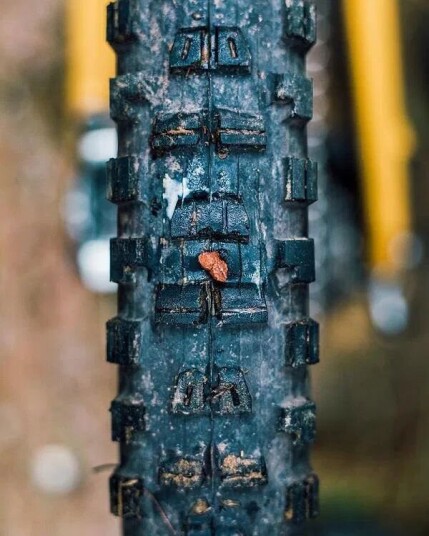 Peaty's Holeshot Tubeless Punc. Plug Kitnavy Peaty's Holeshot Tubeless Punc. Plug Kitnavy