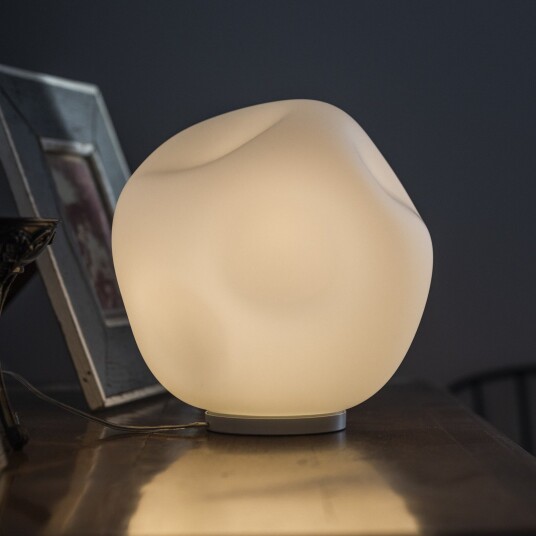 Foscarini Hoba Midi bordlampe Ø 19 cm av/på glasStue Hvit