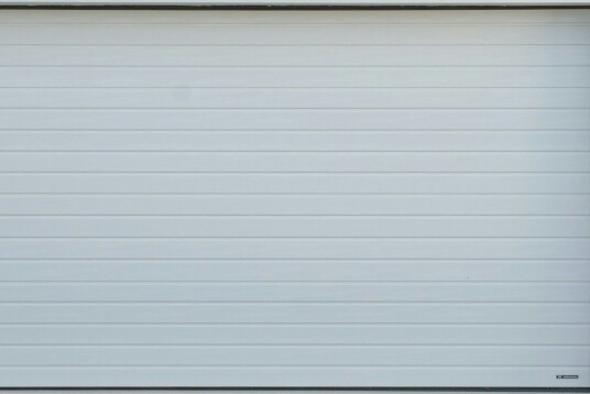 Garasjeport Grimstadporten SNP Ribbed Flush Hvit