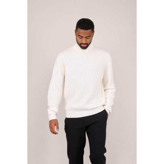 Ade Turtleneck Cream L Merino t neck sweater