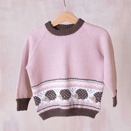 Bluum Strik Strikkegenser Pinnsvin i hagen - garnpakke i Bluum Soft Merino Ull