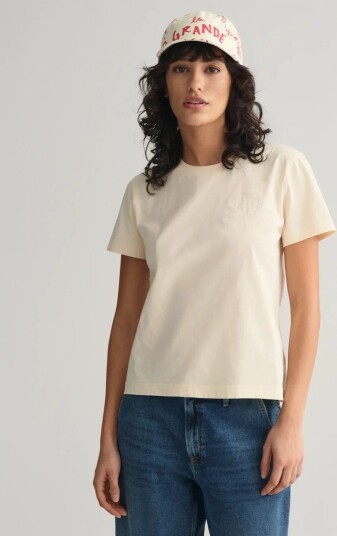 GANT Reg Tonal Shield Ss T Shirt   Cream   XL