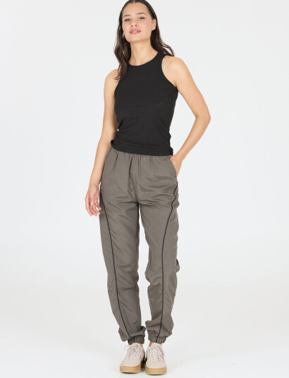 Athlecia Tinashe W Halterneck Rib Top Black 34