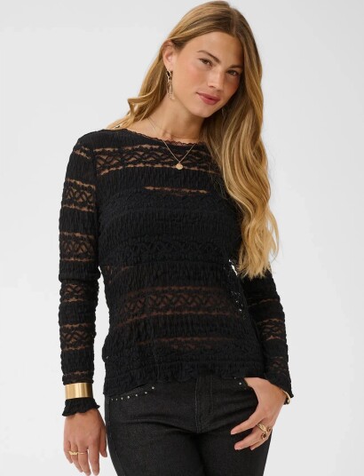 Cream Crrosel T Shirt   Black   XL
