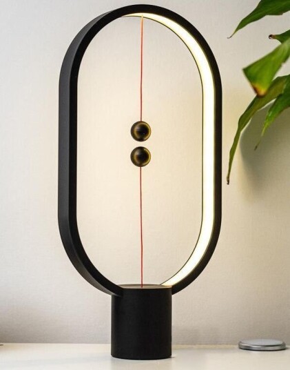 Heng Balance Lamp Svart Magnetisk Designerlampe 40 cm
