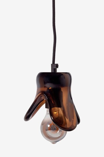 WOOOD Elle Hengende lampe liten Brun WOOOD Elle Hengende lampe liten Brun