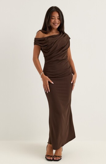 Bubbleroom Occasion Asymmetric Draped Midi Dress