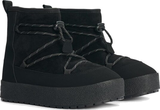 Tretorn Aspa Hybrid Low Jet Black Jet Black 40 Tretorn Aspa Hybrid Low Jet Black Jet Black 40