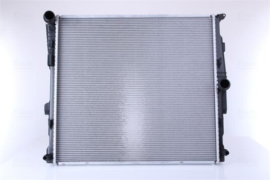 Radiator NISSENS 60811 Radiator NISSENS 60811