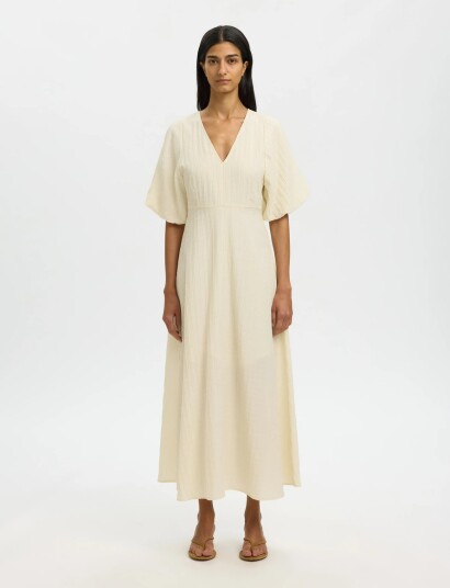 Selected Slwmaddie Ss Closed Back Midi Dress Noos Cream 40 Selected Slwmaddie Ss Closed Back Midi Dress Noos Cream 40