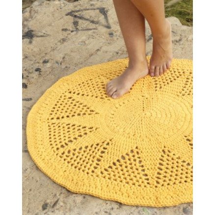 Drops Garnstudio Sol by DROPS Design Gulvteppe Hekleoppskrift 84 cm