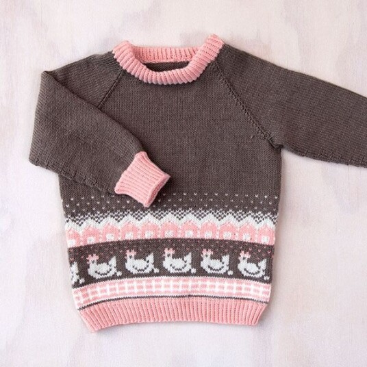 Bluum Strik Strikkegenser Hønsegården - garnpakke i Bluum Soft Merino Ull