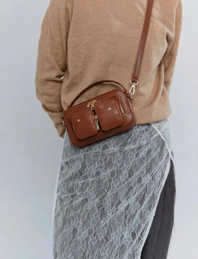 Nunoo Helena Florence Brown W. Gold   Brown   ONE SIZE