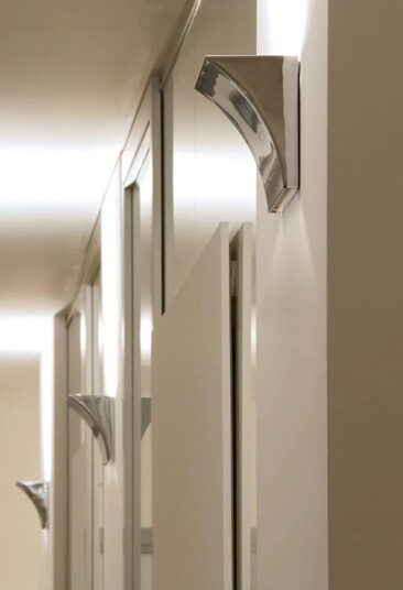 Flos Pochette Up/Down LED Krom