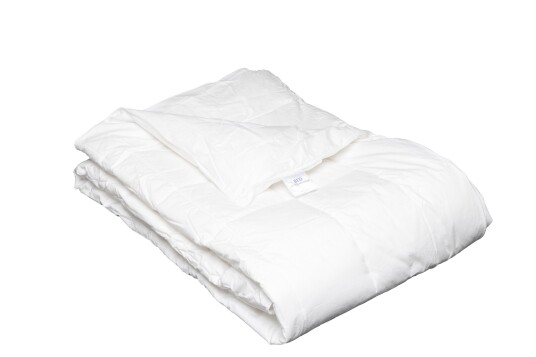 Scandinavian Bedding Caesar quilt tynn 150 x 210 600 g Hvit Scandinavian Bedding Caesar quilt tynn 150 x 210 600 g Hvit