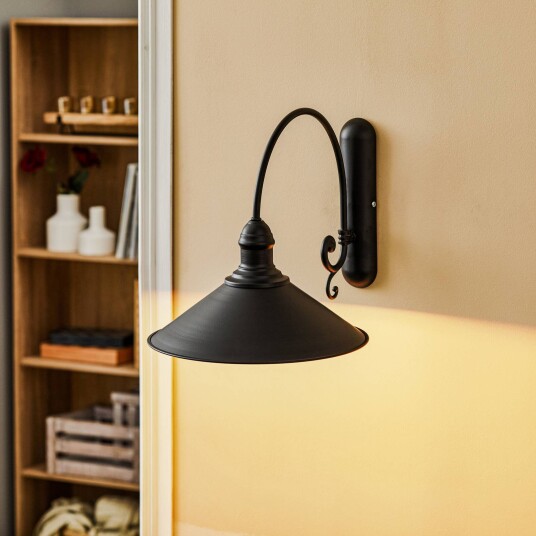 Argon Vegglampe Elmo svart lakkert Argon Vegglampe Elmo svart lakkert