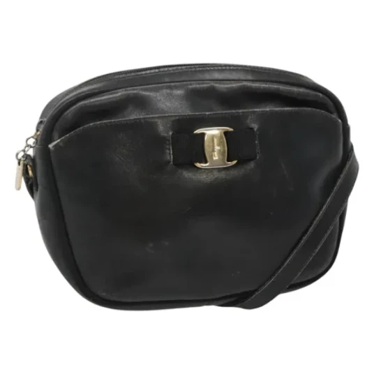 Salvatore Ferragamo Dame Svart