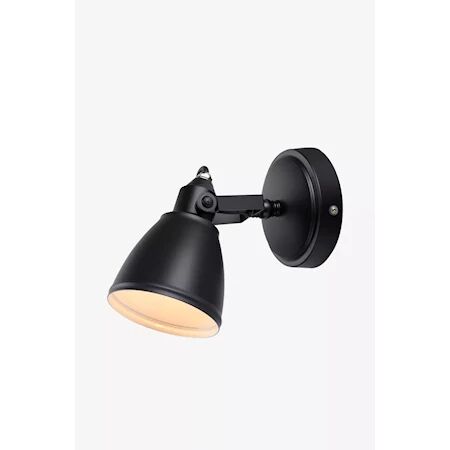 Markslöjd Fjällbacka vegglampe 1 IP44, svart 1646337-02-0 1646337-01-0 Markslöjd Fjällbacka vegglampe 1 IP44, svart 1646337-02-0 1646337-01-0