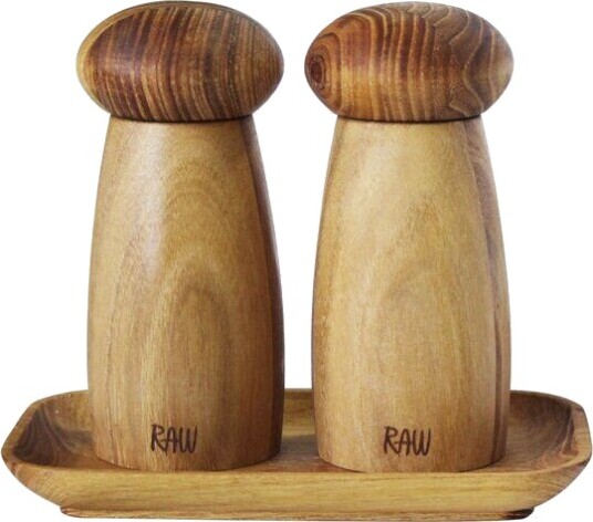 Aida Raw kvernsett med brett 13,5 cm 3 deler teak Aida Raw kvernsett med brett 13,5 cm 3 deler teak
