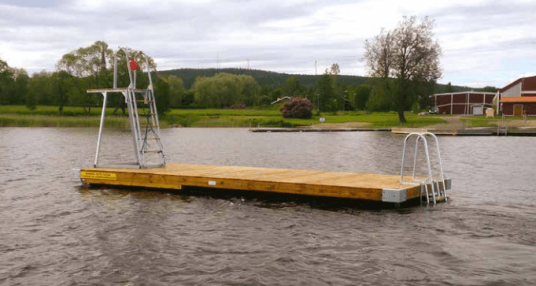Badeplattform med stupetårn 1 meter komplett