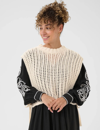 Cream Crwullie Knit Slipover Cream XS/S